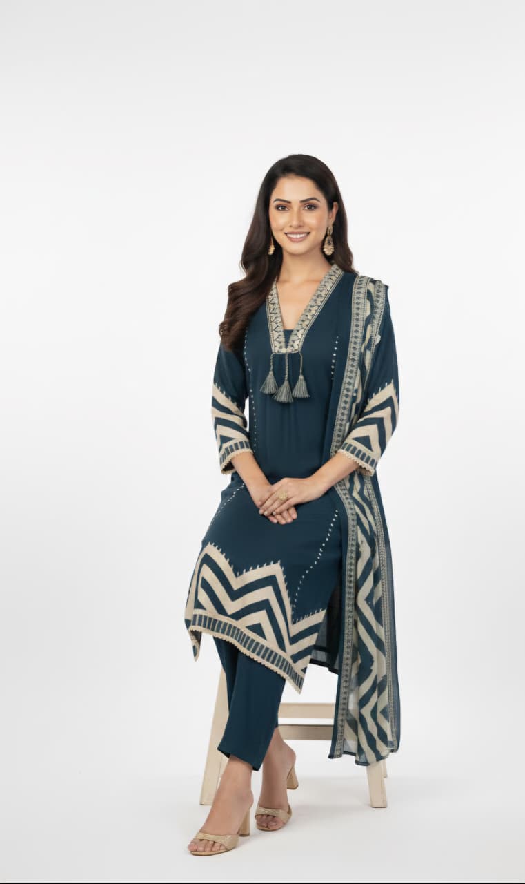 Teal Blue Chevron Print Kurta Set with Tassel Detail